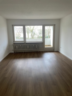 Schö­ne 3 Zim­mer-Woh­nung in Kas­sel Mitte!, 34125 Kassel, Erdgeschosswohnung