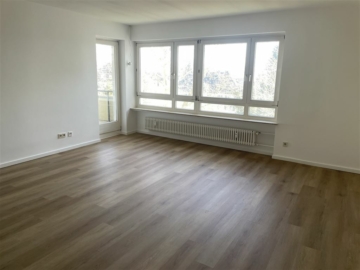 Gro­ße 3 Zi. Whg. mit Bal­kon in ruhi­ger Lage näche UNI!, 34125 Kassel, Wohnung